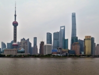 Asian stocks declined on weak macroeconomic data from China