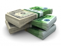 The EUR/USD has kept the rise after the release of weak US statistics